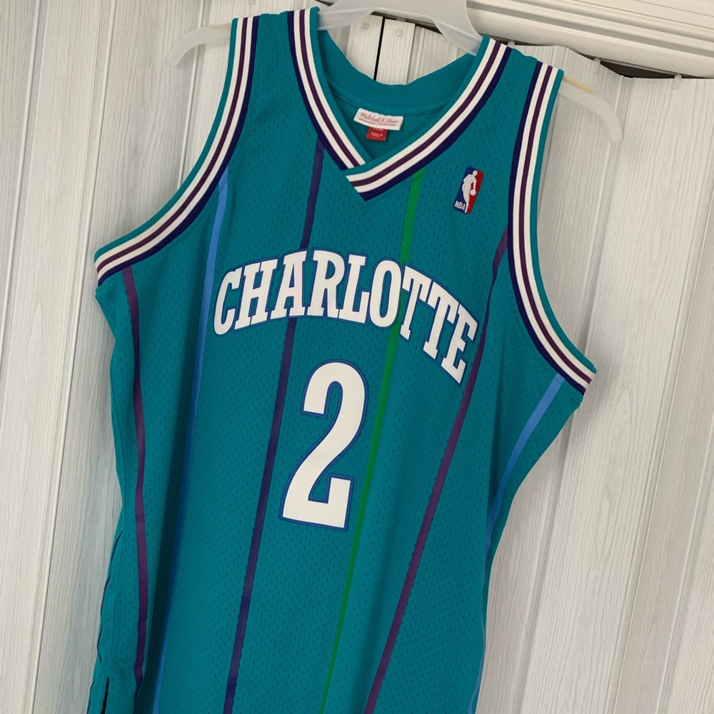 Charlotte Hornets Larry Johnson Jersey - HWC Swingman
